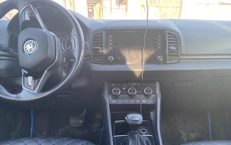 Skoda Karoq I, 2021 год, 2 250 000 рублей, 3 фотография