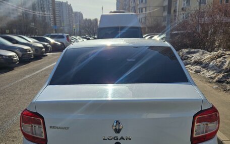 Renault Logan II, 2015 год, 650 000 рублей, 2 фотография