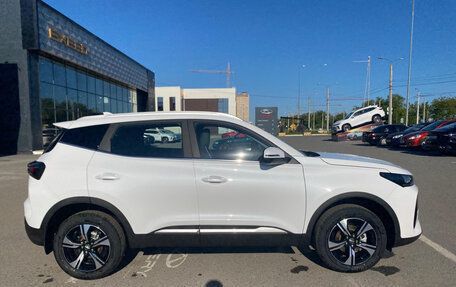 Chery Tiggo 4 I рестайлинг, 2025 год, 2 039 000 рублей, 5 фотография