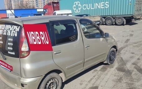 Toyota FunCargo, 2004 год, 330 000 рублей, 2 фотография