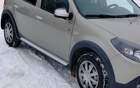 Renault Sandero I, 2014 год, 700 000 рублей, 9 фотография