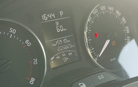 Skoda Rapid I, 2014 год, 800 000 рублей, 8 фотография