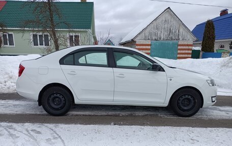 Skoda Rapid I, 2016 год, 1 000 000 рублей, 4 фотография