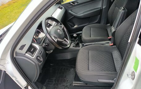 Skoda Rapid I, 2016 год, 1 000 000 рублей, 5 фотография