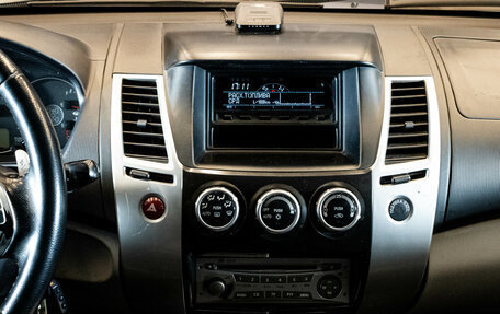 Mitsubishi Pajero Sport II рестайлинг, 2013 год, 1 769 000 рублей, 7 фотография