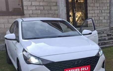 Hyundai Solaris II рестайлинг, 2021 год, 1 356 000 рублей, 1 фотография