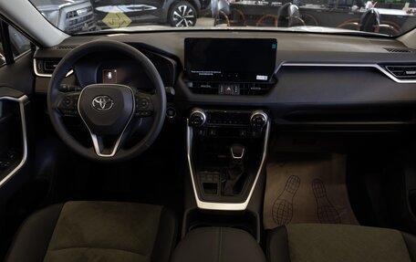 Toyota RAV4, 2025 год, 3 600 000 рублей, 8 фотография