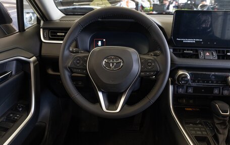 Toyota RAV4, 2025 год, 3 600 000 рублей, 13 фотография