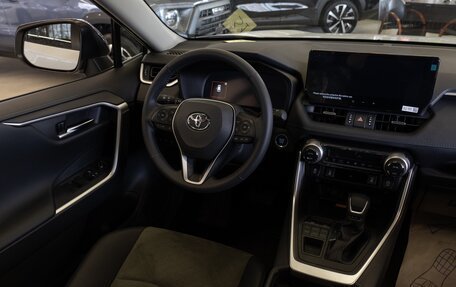 Toyota RAV4, 2025 год, 3 600 000 рублей, 12 фотография