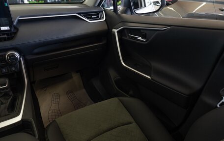 Toyota RAV4, 2025 год, 3 600 000 рублей, 16 фотография