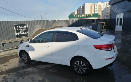 KIA Rio III рестайлинг, 2016 год, 950 000 рублей, 2 фотография