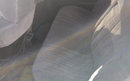 Mercedes-Benz W124, 1986 год, 260 000 рублей, 6 фотография