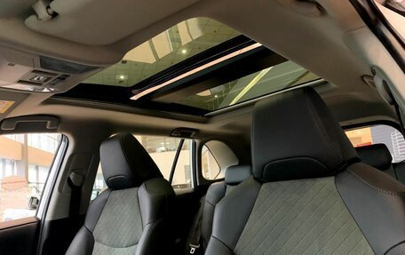 Toyota RAV4, 2025 год, 4 395 000 рублей, 13 фотография