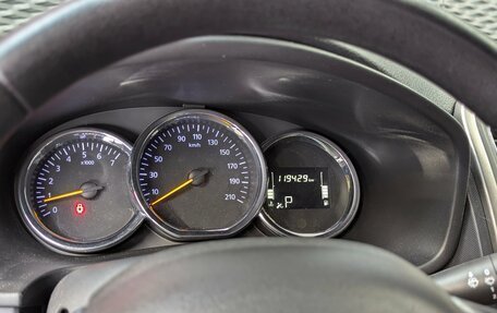 Renault Logan II, 2020 год, 990 000 рублей, 25 фотография