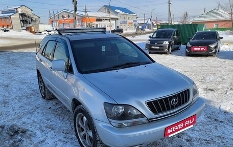 Lexus RX IV рестайлинг, 2000 год, 820 000 рублей, 8 фотография