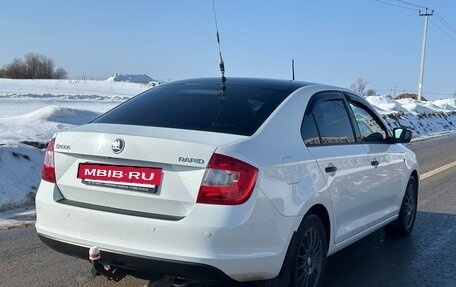 Skoda Rapid I, 2015 год, 960 000 рублей, 4 фотография