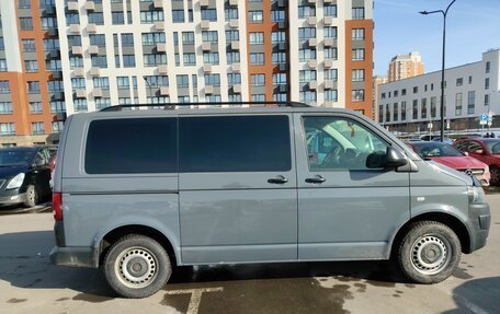 Volkswagen Caravelle T5, 2014 год, 2 200 000 рублей, 3 фотография