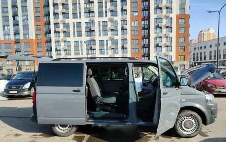 Volkswagen Caravelle T5, 2014 год, 2 200 000 рублей, 5 фотография