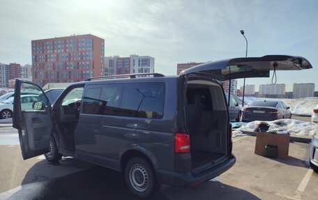 Volkswagen Caravelle T5, 2014 год, 2 200 000 рублей, 9 фотография