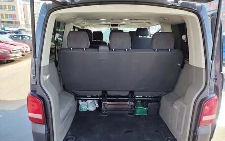 Volkswagen Caravelle T5, 2014 год, 2 200 000 рублей, 8 фотография