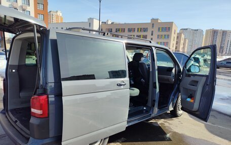 Volkswagen Caravelle T5, 2014 год, 2 200 000 рублей, 22 фотография