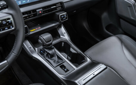 Toyota RAV4, 2026 год, 4 840 000 рублей, 15 фотография