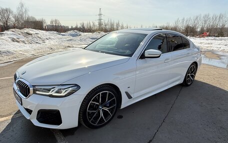 BMW 5 серия, 2022 год, 5 380 000 рублей, 10 фотография