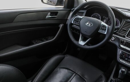 Hyundai Sonata VII, 2019 год, 1 595 000 рублей, 9 фотография