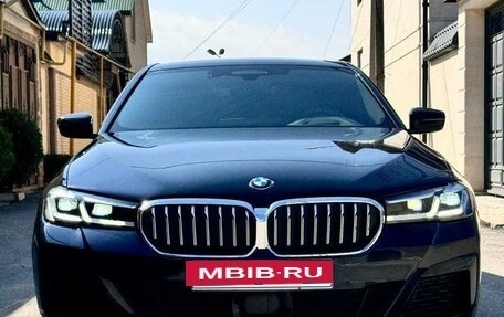 BMW 5 серия, 2022 год, 4 900 000 рублей, 5 фотография