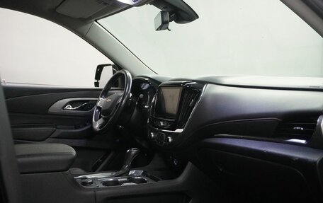 Chevrolet Traverse II, 2018 год, 2 663 000 рублей, 12 фотография