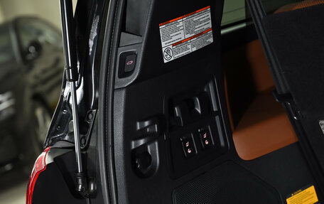 Toyota Sequoia II рестайлинг, 2014 год, 11 500 000 рублей, 6 фотография