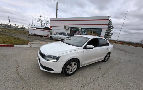Volkswagen Jetta VI, 2013 год, 550 000 рублей, 1 фотография