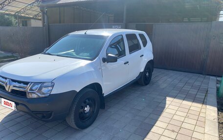 Renault Duster I рестайлинг, 2016 год, 850 000 рублей, 2 фотография