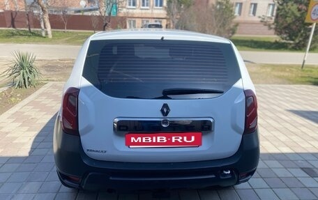 Renault Duster I рестайлинг, 2016 год, 850 000 рублей, 4 фотография