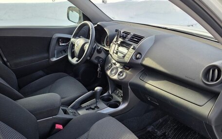 Toyota RAV4, 2011 год, 1 500 000 рублей, 10 фотография