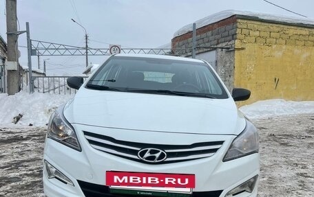 Hyundai Solaris II рестайлинг, 2016 год, 1 400 000 рублей, 3 фотография