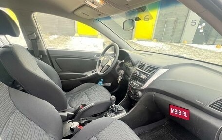 Hyundai Solaris II рестайлинг, 2016 год, 1 400 000 рублей, 7 фотография