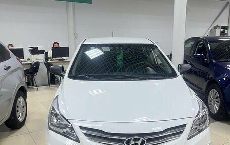 Hyundai Solaris II рестайлинг, 2016 год, 1 400 000 рублей, 22 фотография