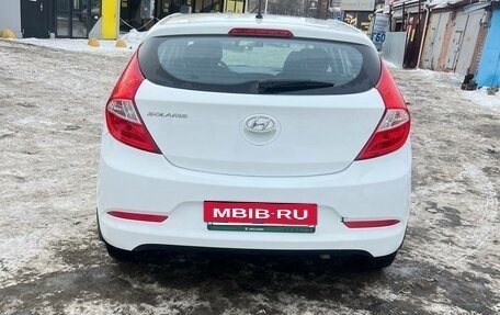 Hyundai Solaris II рестайлинг, 2016 год, 1 400 000 рублей, 9 фотография