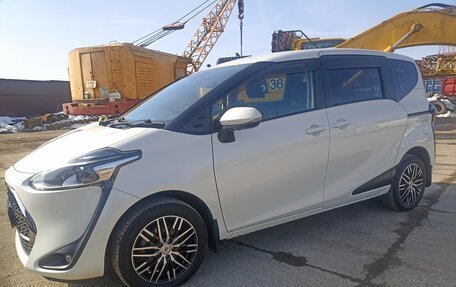 Toyota Sienta II, 2019 год, 1 750 000 рублей, 8 фотография