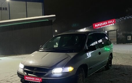 Dodge Caravan III, 2000 год, 350 000 рублей, 2 фотография