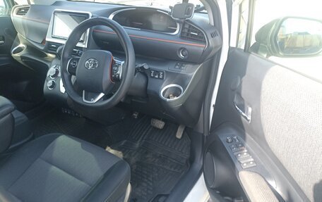 Toyota Sienta II, 2019 год, 1 750 000 рублей, 11 фотография