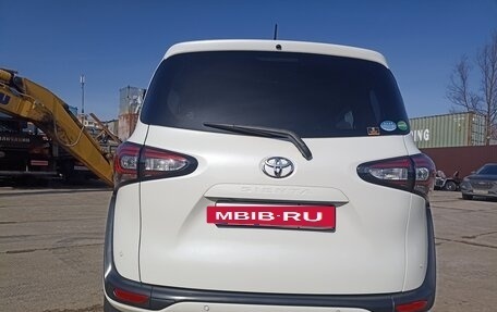 Toyota Sienta II, 2019 год, 1 750 000 рублей, 6 фотография