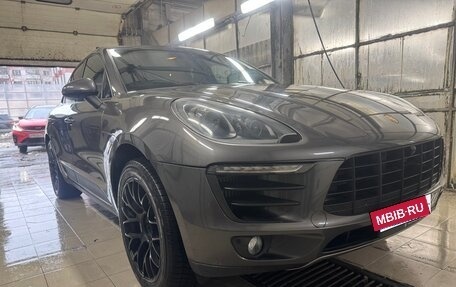 Porsche Macan I рестайлинг, 2015 год, 2 440 000 рублей, 4 фотография