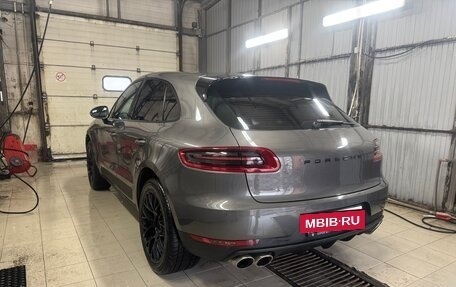 Porsche Macan I рестайлинг, 2015 год, 2 440 000 рублей, 2 фотография