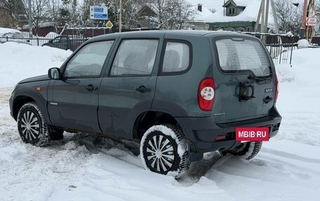 Chevrolet Niva I рестайлинг, 2009 год, 320 000 рублей, 3 фотография