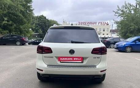 Volkswagen Touareg III, 2011 год, 1 600 000 рублей, 5 фотография