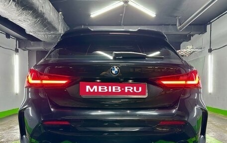 BMW 1 серия, 2019 год, 2 480 000 рублей, 11 фотография