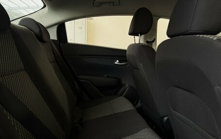 KIA Rio IV, 2018 год, 1 315 000 рублей, 12 фотография