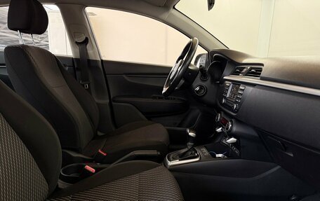 KIA Rio IV, 2018 год, 1 315 000 рублей, 11 фотография